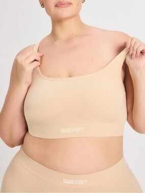 Savage X Fenty Beige/Nude Seamless Scoop Bralette